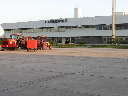 Aeropuerto Internacional Hercílio Luz