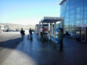 Aeropuerto de Alicante: Autobuses