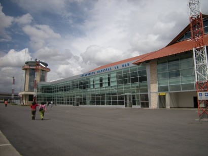 Aeropuerto Internacional Mariscal Lamar