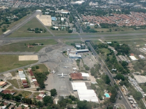 Salidas de vuelos del Aeropuerto Marcos A. Gelabert