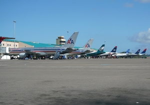 Llegadas de vuelos al Aeropuerto Reina Beatriz