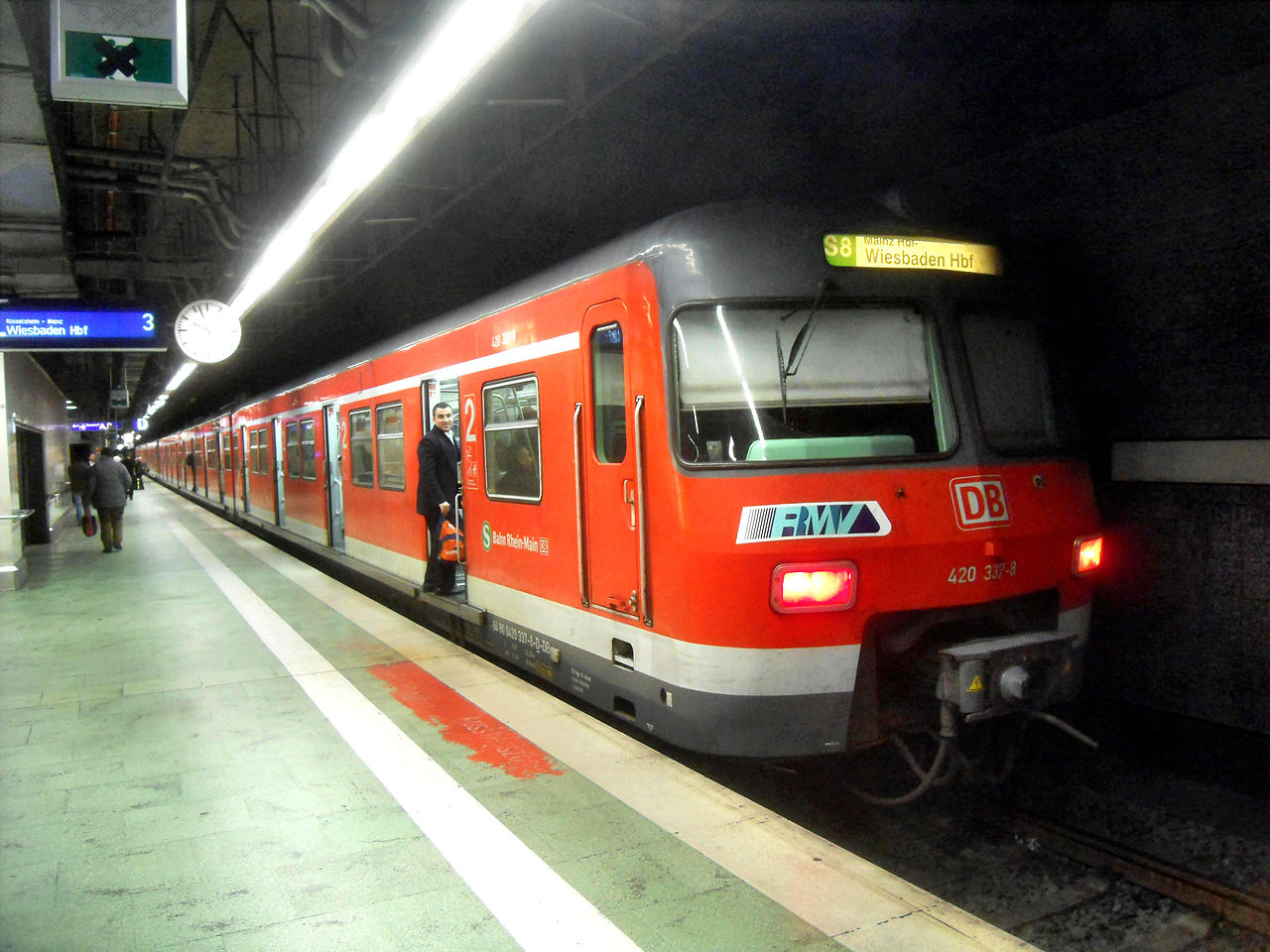 Bahn Wiesbaden Frankfurt Flughafen