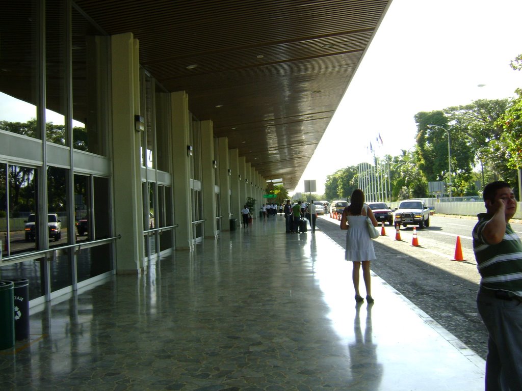 Aeropuerto Internacional de El Salvador (SAL)