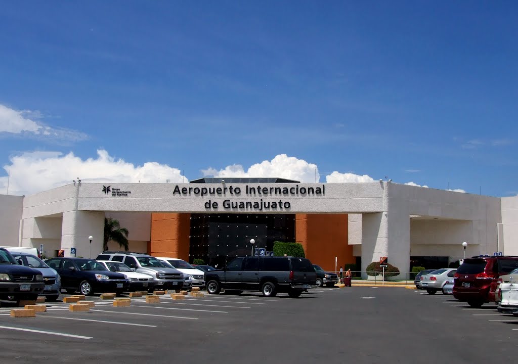 Aeropuerto Internacional del Bajío (BJX) Aeropuertos.Net