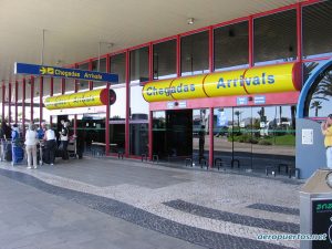 Llegadas de vuelos al Aeropuerto el Faro