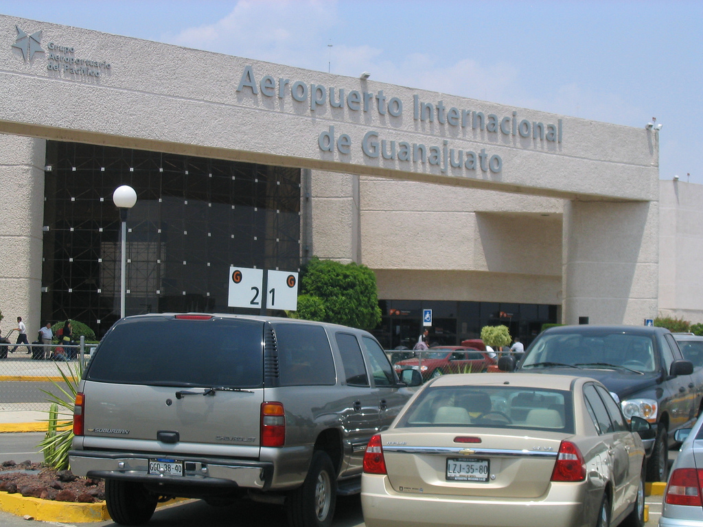 ¿Cuántos aeropuertos tiene León