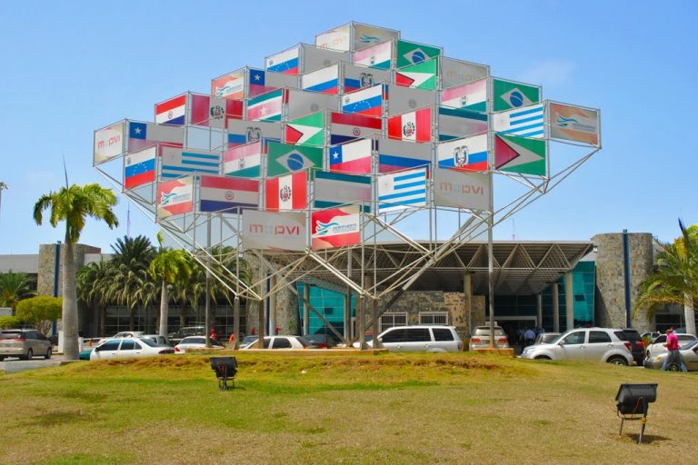 Aeropuerto Internacional del Caribe Santiago Mariño (PMV)