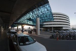Puerta de entrada del Aeropuerto Salgado Filho