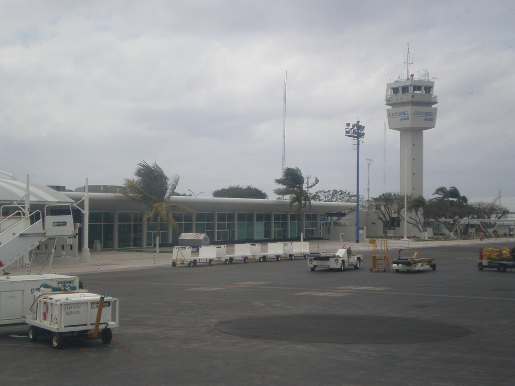 Aeropuerto Internacional de Cozumel (CZM)