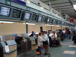 Check- in en el Aeropuerto Internacional de Vancouver, en Canadá.